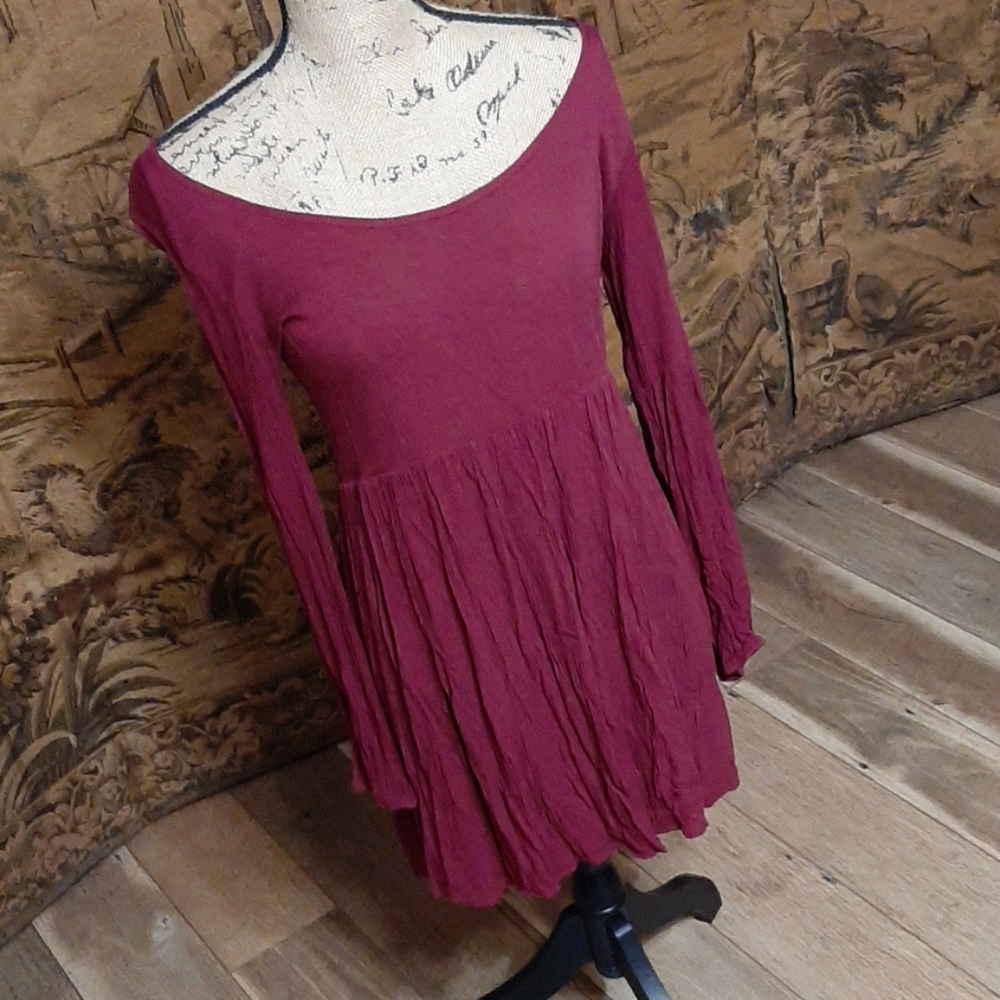 BNWT 2 Hearts Deep Boatneck Long Shirt or Dress S